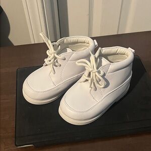 Josmo White Kids Shoes Unisex Size 7